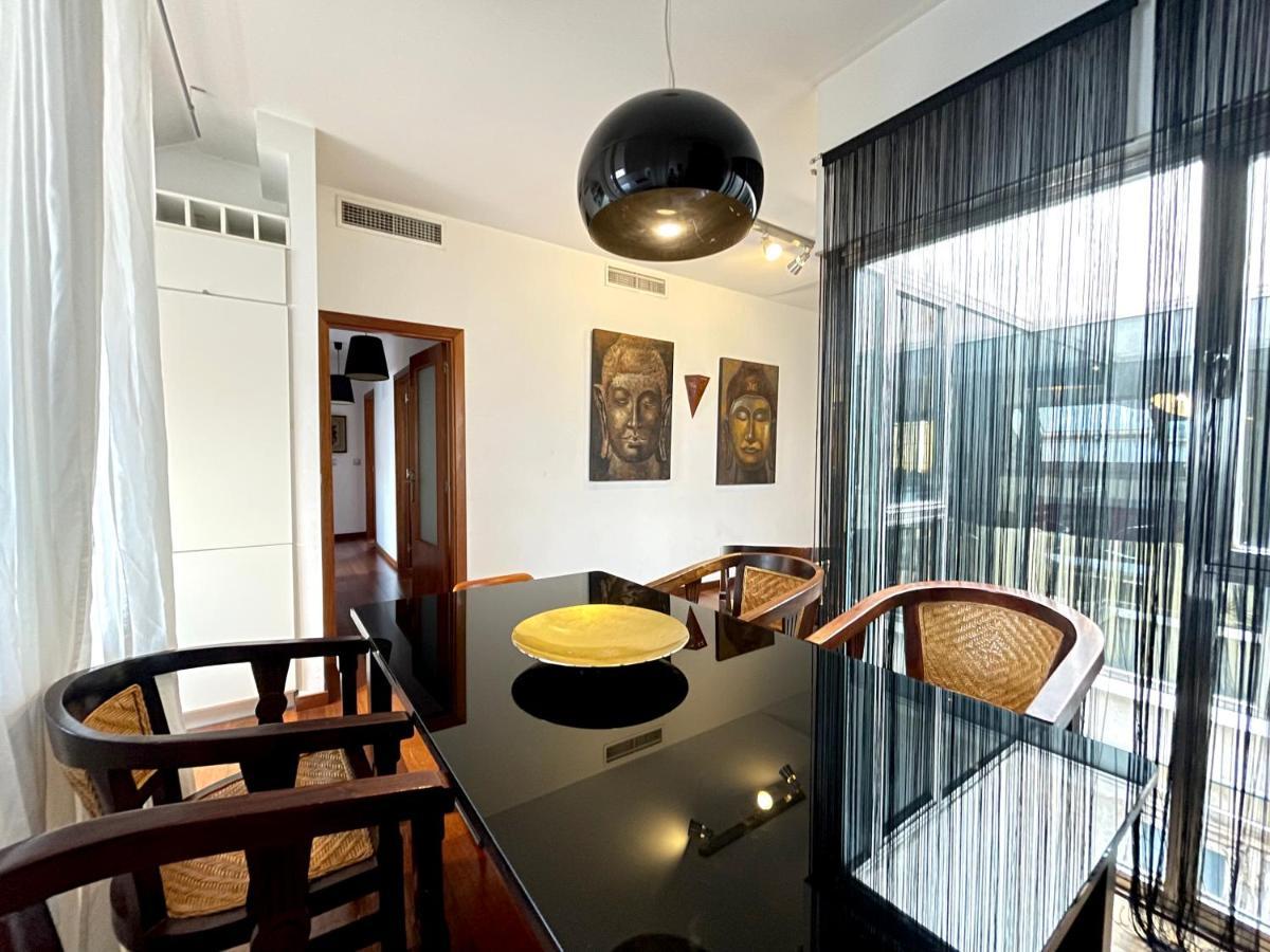 Atico En Plaza De La Constitucion 3 Bedrooms Малага Екстер'єр фото
